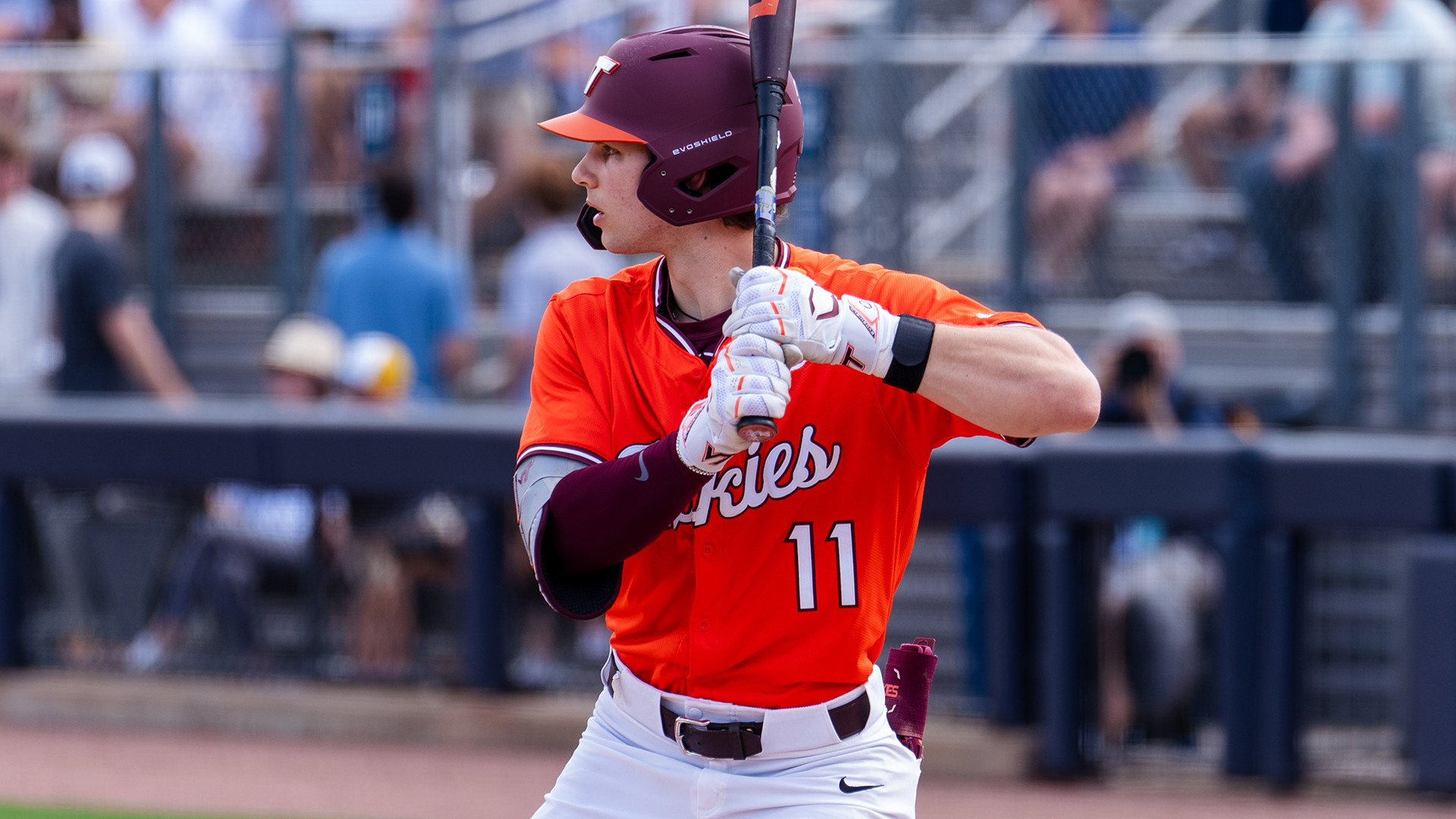 Late scoring sends No. 5 Yellow Jackets past Hokies in Atlanta ...