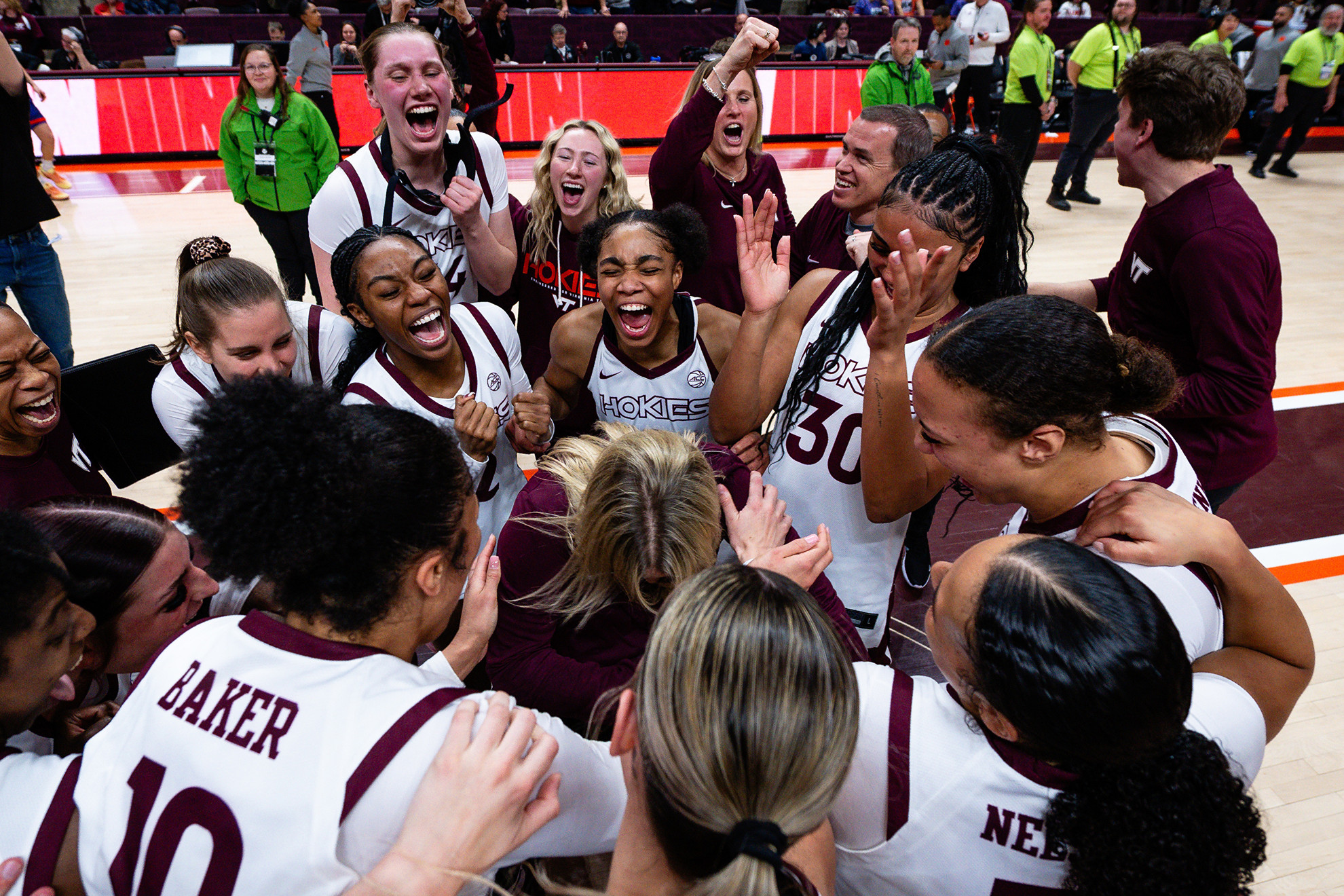 Virginia Tech Completes Stunning Comeback to Beat Clemson 71-68